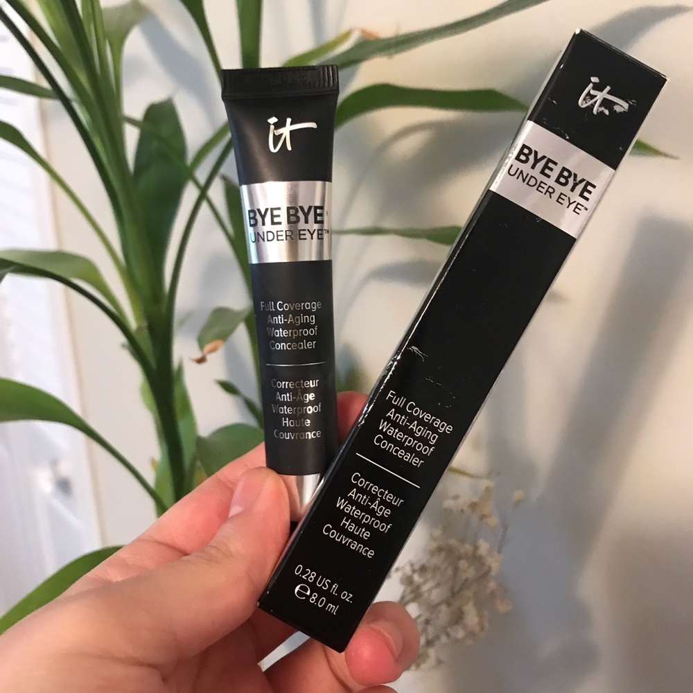 IT Cosmetics Bye Bye Under Eye Concealer - new